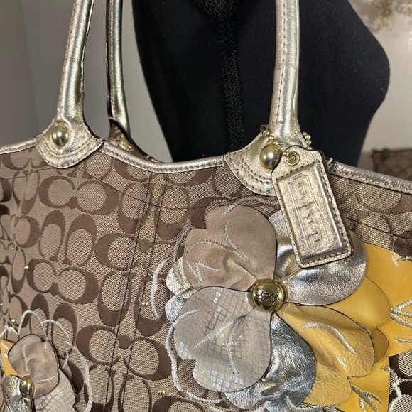 Coach Tan and Yellow Floral Tote - Picture 2 of 9